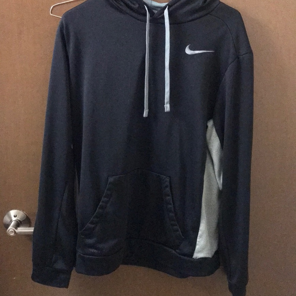 Men’s Nike Sweatshirt